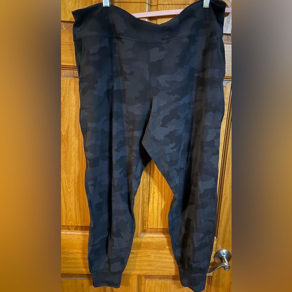 lululemon athletica Black Camo Joggers